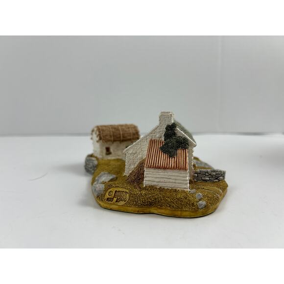 Lilliput Lane Hegarty’s Home 1989 Irish Collection Cottage w Box & Booklet - Picture 7 of 14